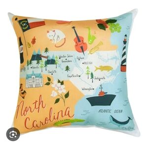 NWT North Carolina state symbols decorative throw pillow 16x16 indoor outdoor